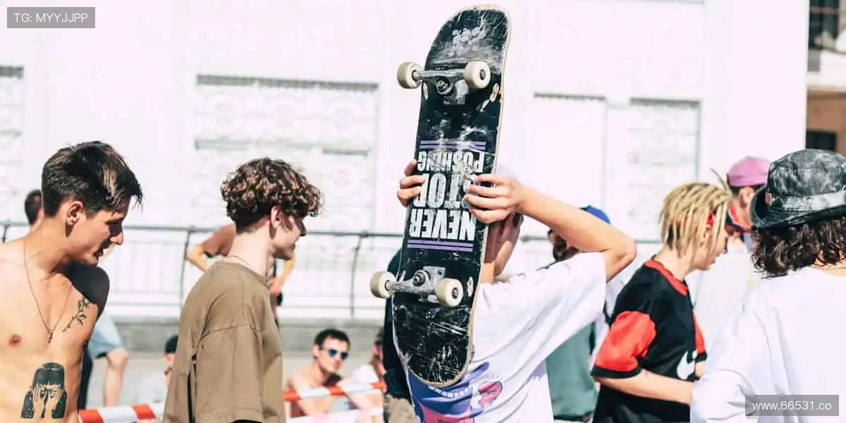 🏀激情赛场，见证冠军诞生时刻！